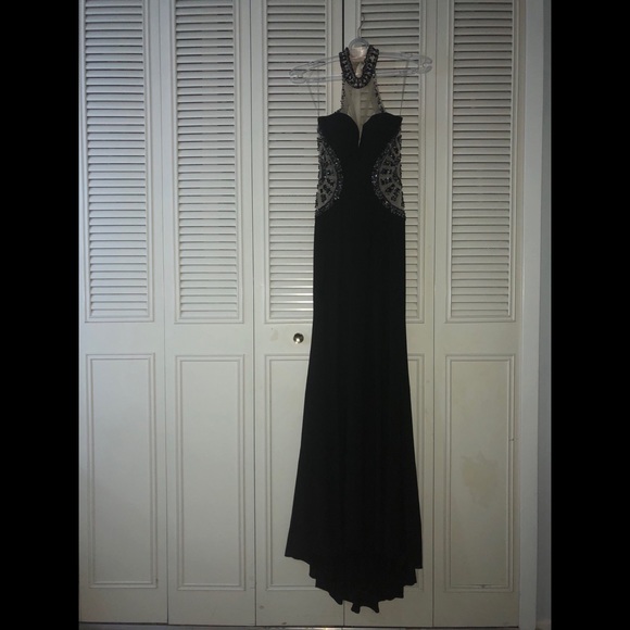 Prom dress - Picture 3 of 4